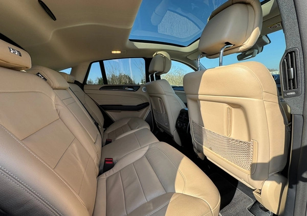 Mercedes-Benz GLE cena 269000 przebieg: 83000, rok produkcji 2017 z Częstochowa małe 497